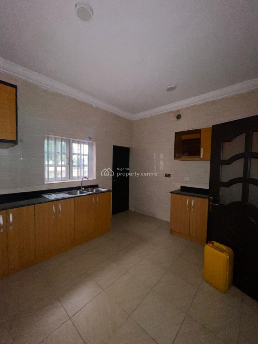 Nicely Built 4 Bedroom Semi Detached Duplex with Bq, Crown Estate, Sangotedo, Ajah, Lagos, Semi-detached Duplex for Rent