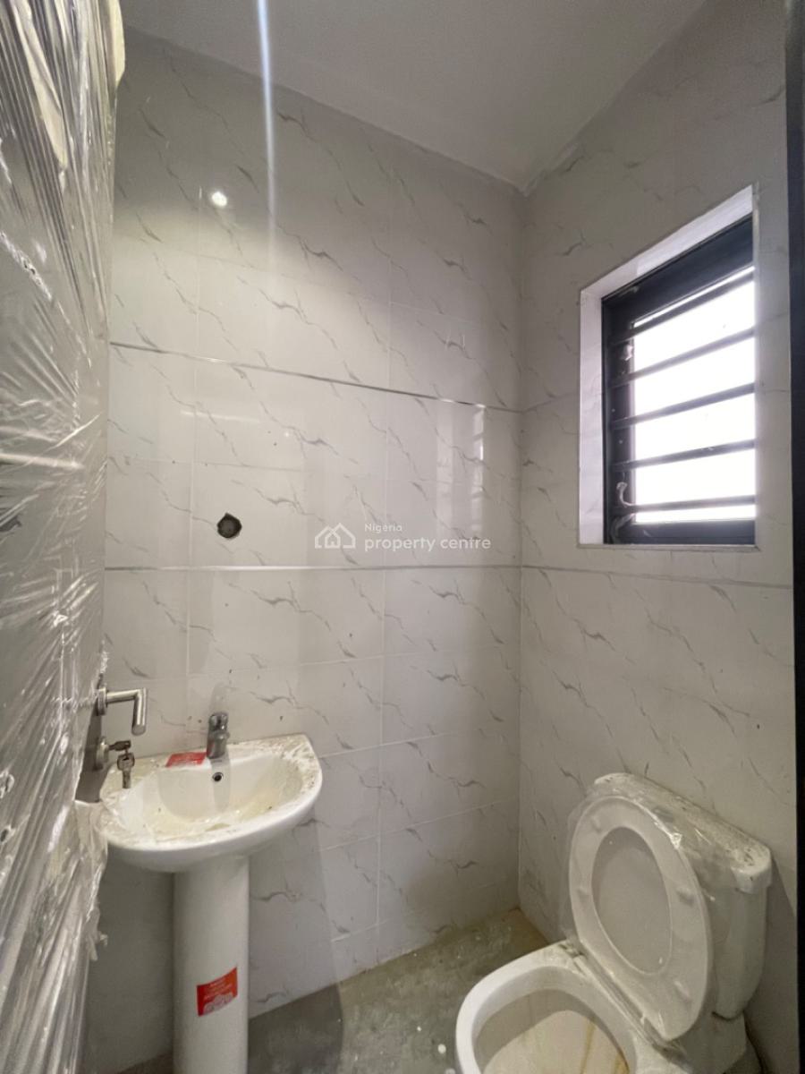 Singleroom Upstairs, Ologolo, Lekki, Lagos, Flat / Apartment for Rent