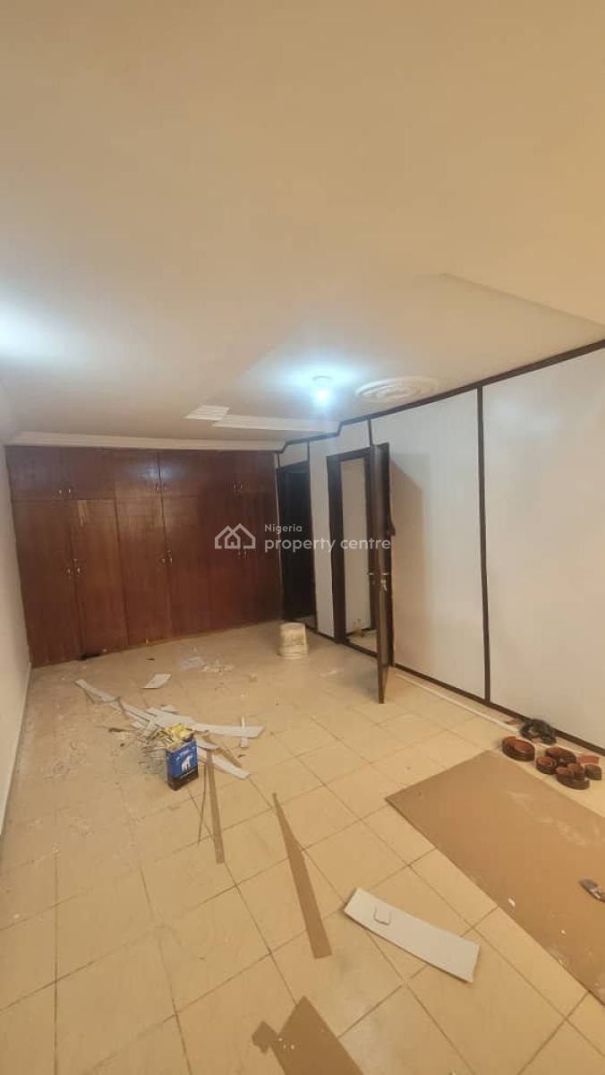 Luxurious Massive 1bedroom Flat, Near Galadimawa Roundabout, Kukwaba, Abuja, Flat / Apartment for Rent