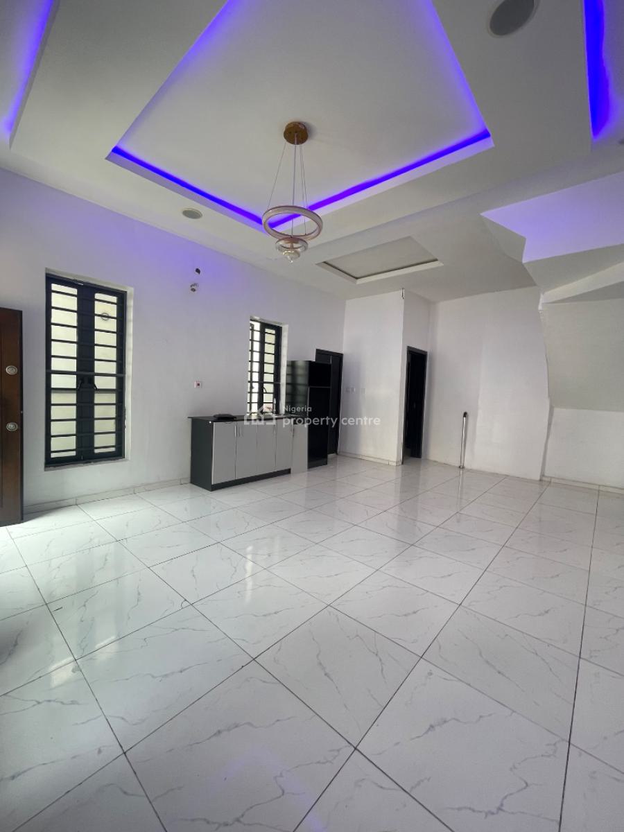 Mini Flat Well Spacious with 3 Toilet, Orchid Estate, Lekki, Lagos, Mini Flat (room and Parlour) for Rent