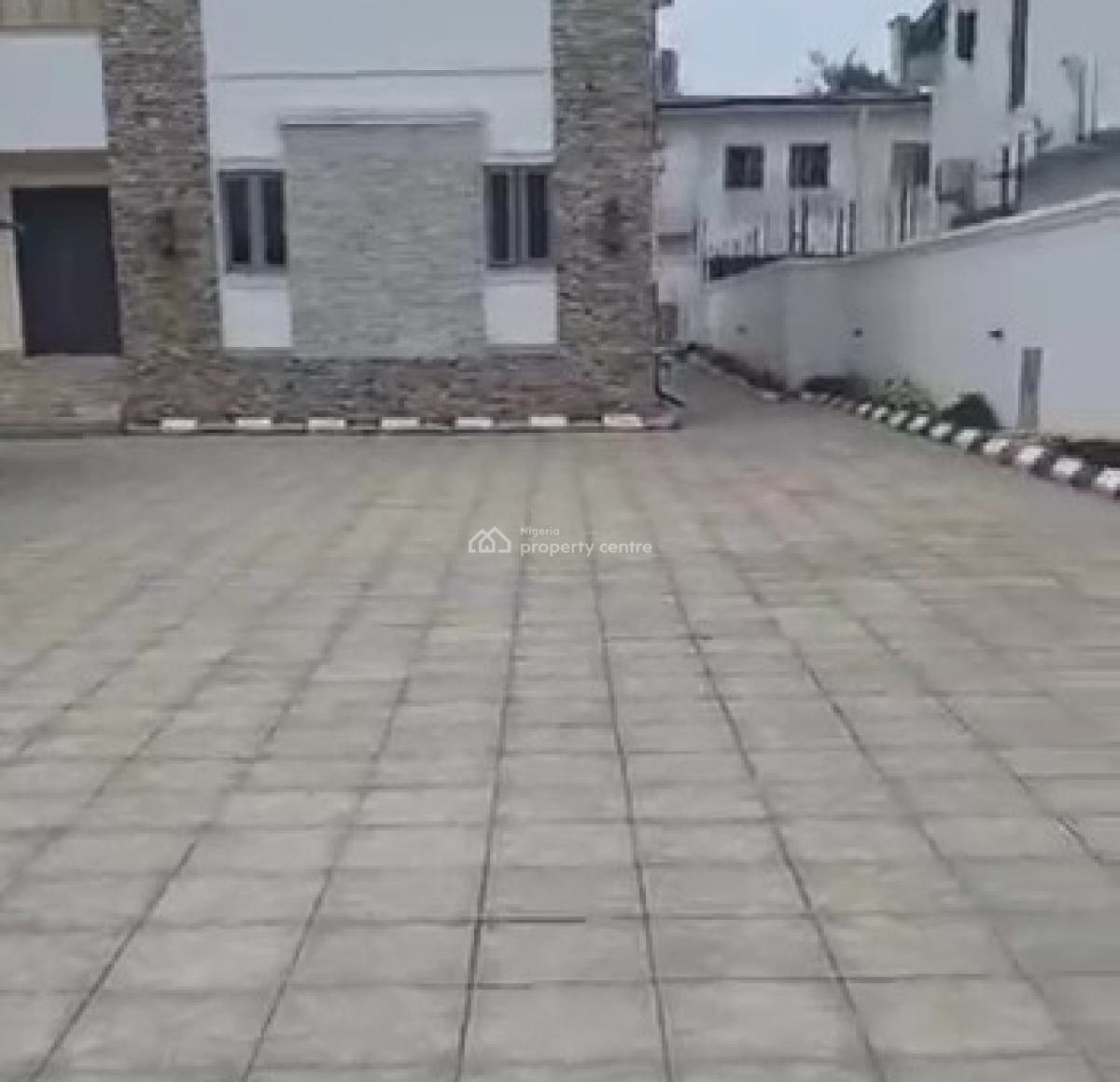 American 5 Masters Bedroom Duplex, & 2 Bedroom Bq 80ft By 160ft Land, Ihama Road, Off Boundary Road, Gra, Benin, Oredo, Edo, Detached Duplex for Sale