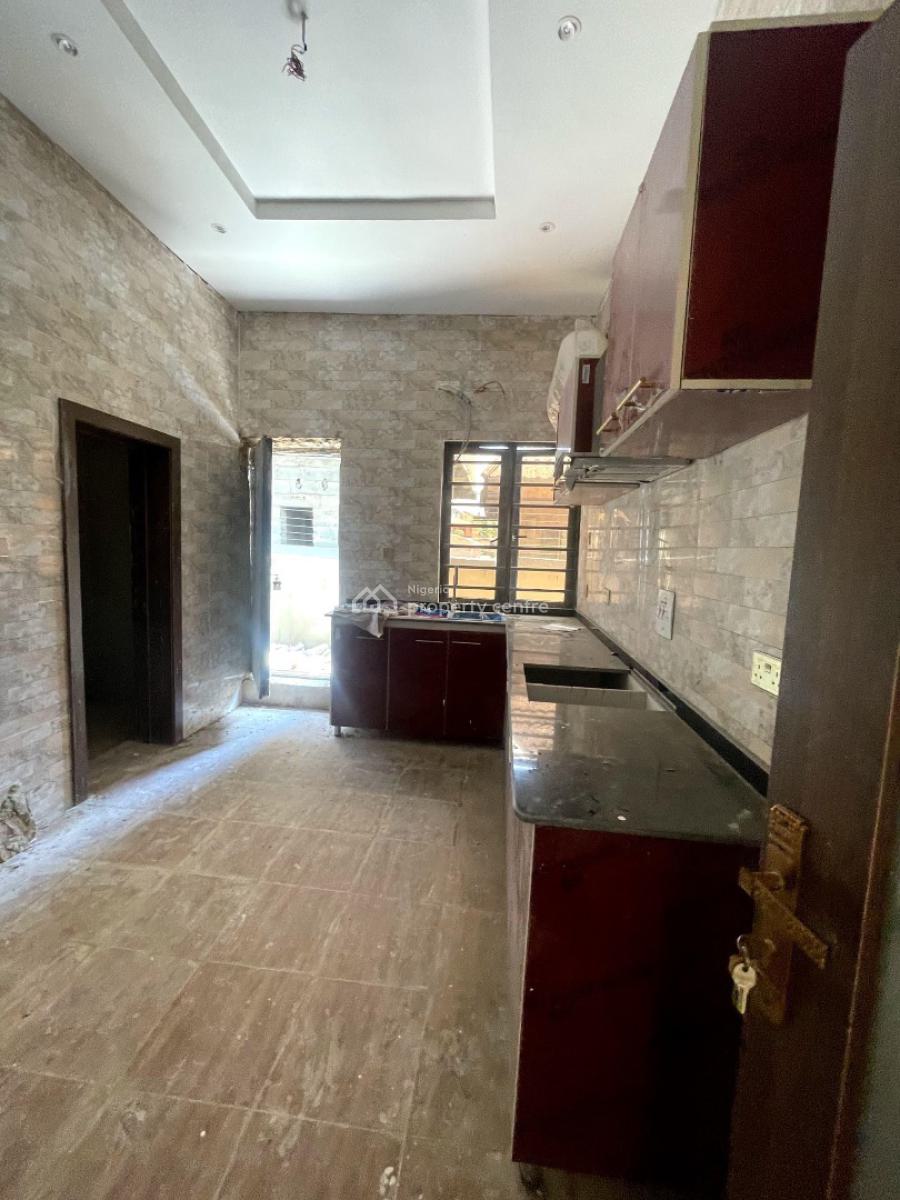 Lovely Built 5 Bedroom Fully Detached Duplex + Bq  with Range of Features, Gra Phase 1, Magodo, Lagos, Detached Duplex for Sale