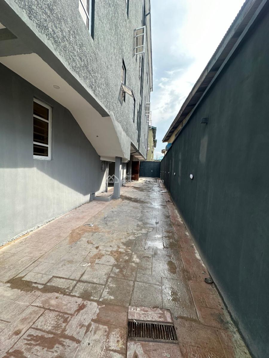Exquisitely Newly Built 2 Bedroom Apartment Plus Bq, Ikeja, Lagos, House for Sale