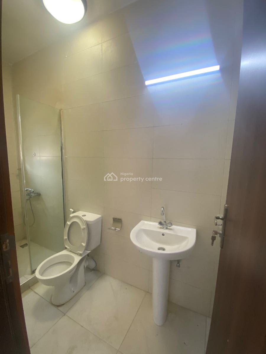 2 Bedroom En-suite Flat in Call to Enter Estate, Thomas Estate, Ajah, Lagos, Flat / Apartment for Rent