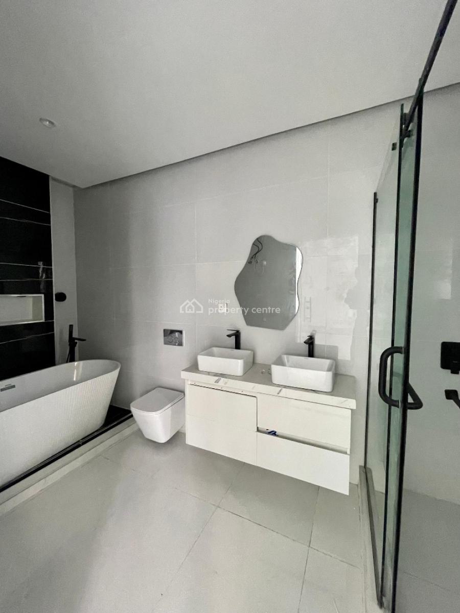 Luxury 2 Bedroom Apartment with Swimming Pool & Gym, Ologolo, Lekki, Lagos, Flat / Apartment for Sale