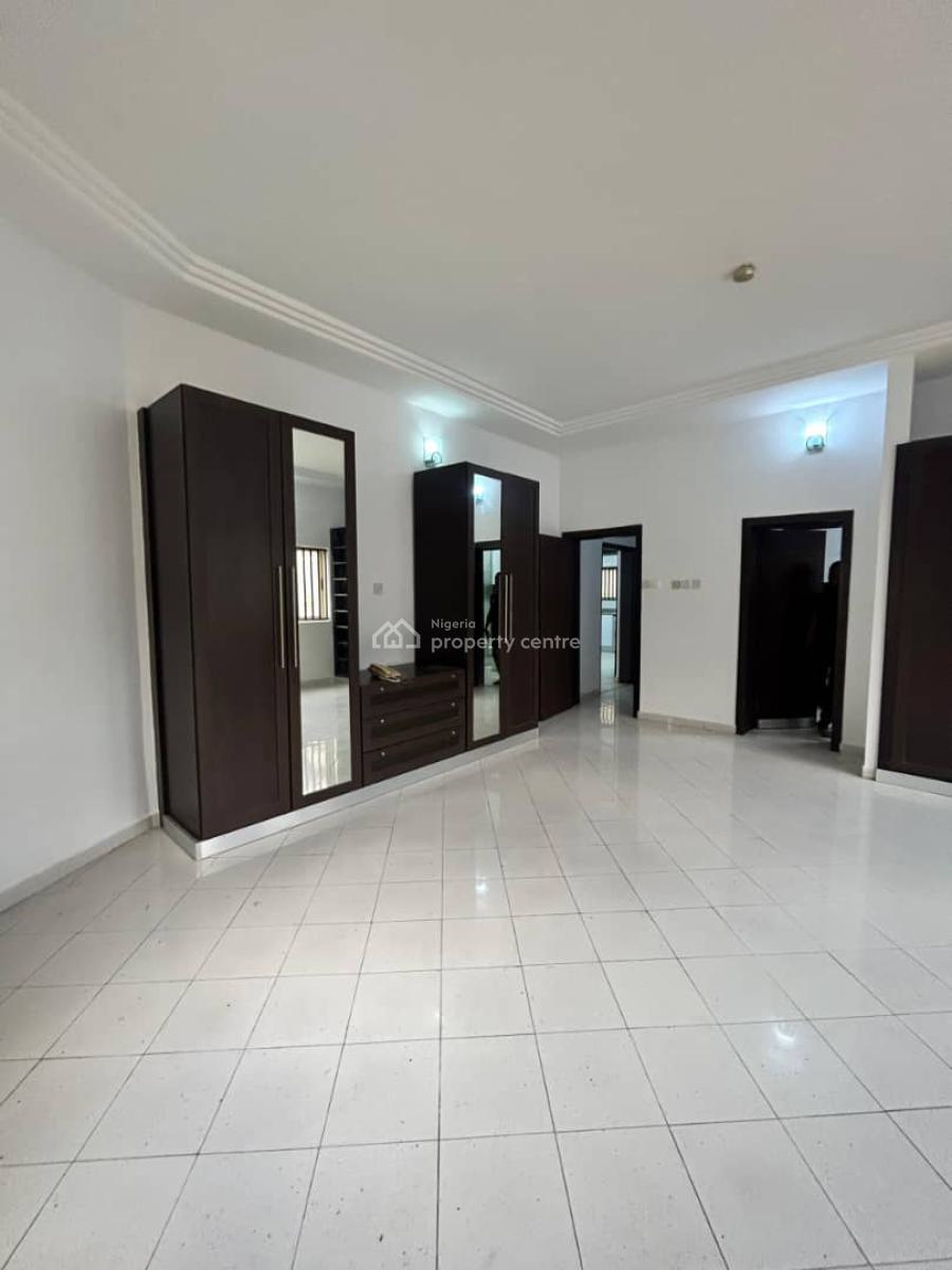 3 Bedroom Flat, Off Admiralty Way, Lekki Phase 1, Lekki, Lagos, Flat / Apartment for Rent
