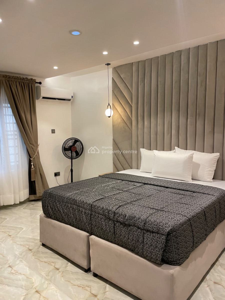 Exclusive 1 Bedroom Apartment, Yaba, Lagos, Mini Flat (room and Parlour) Short Let