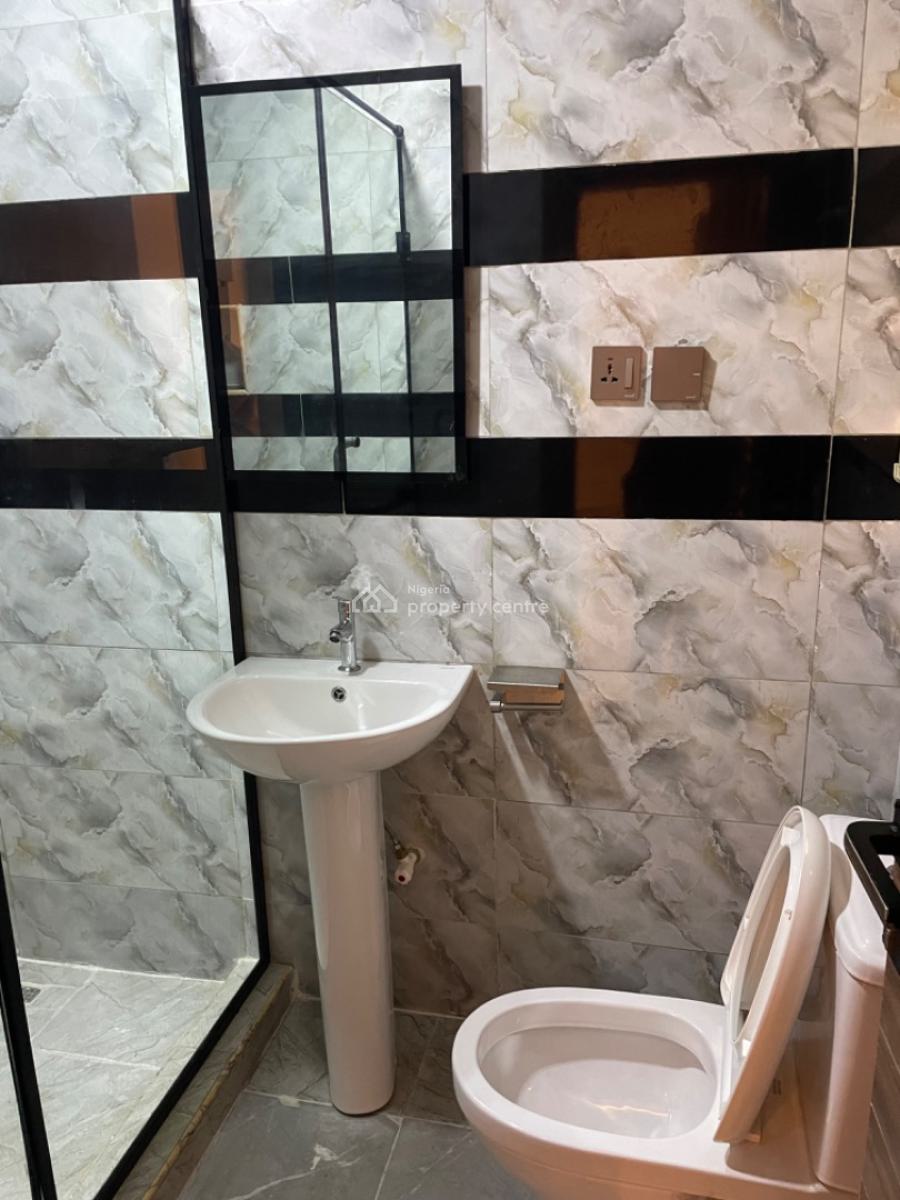 Exclusive 1 Bedroom Apartment, Yaba, Lagos, Mini Flat (room and Parlour) Short Let