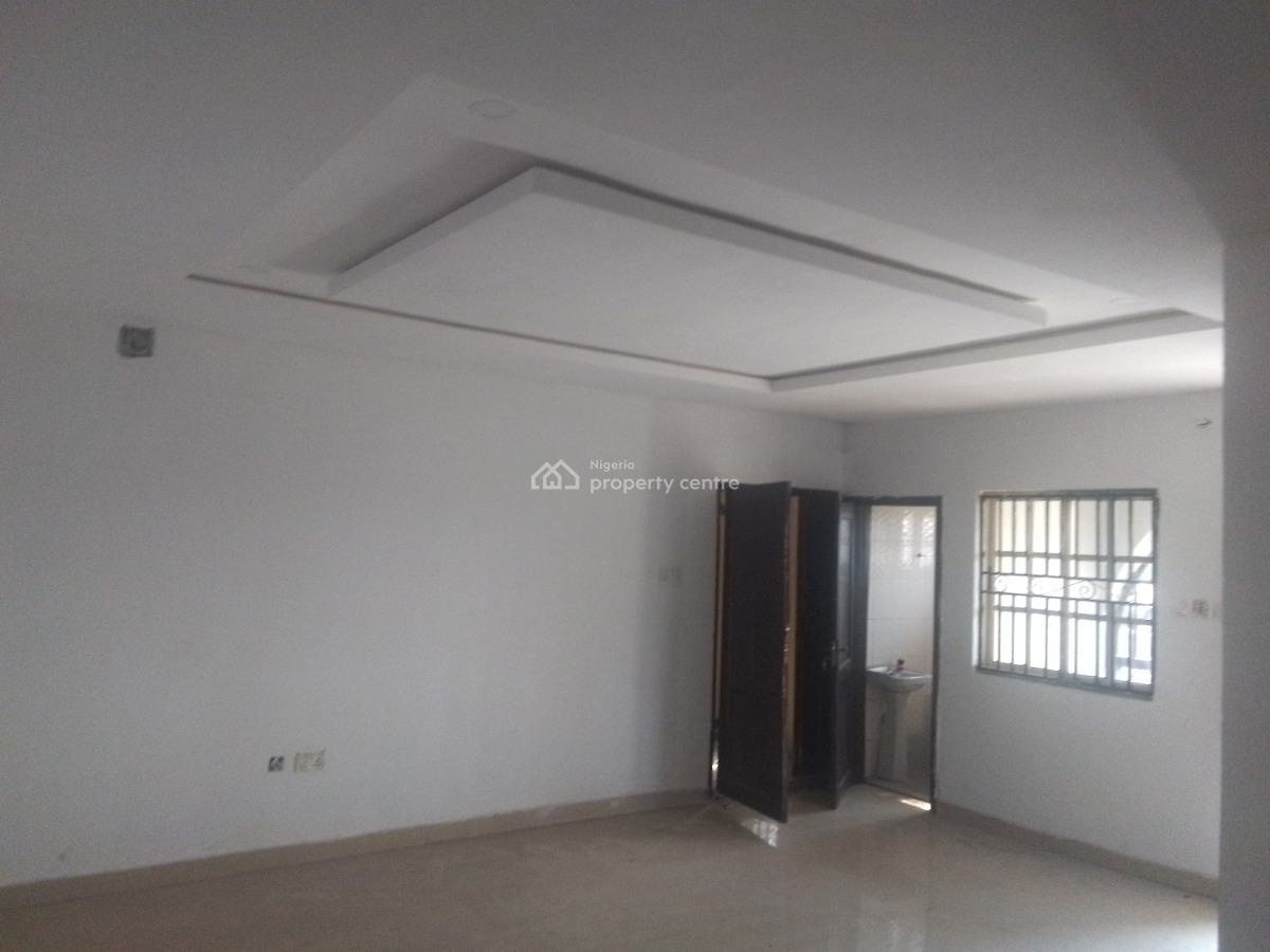 Spacious Luxury 3 Bedroom Flat with Excellent Features, Theranex Rd, Ogombo, Ajah, Lagos, Flat / Apartment for Rent