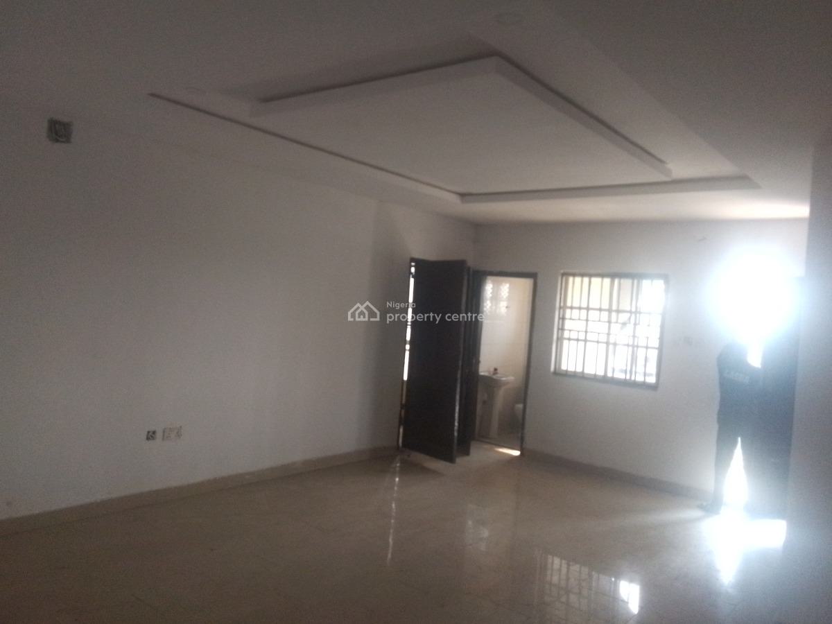 Spacious Luxury 3 Bedroom Flat with Excellent Features, Theranex Rd, Ogombo, Ajah, Lagos, Flat / Apartment for Rent