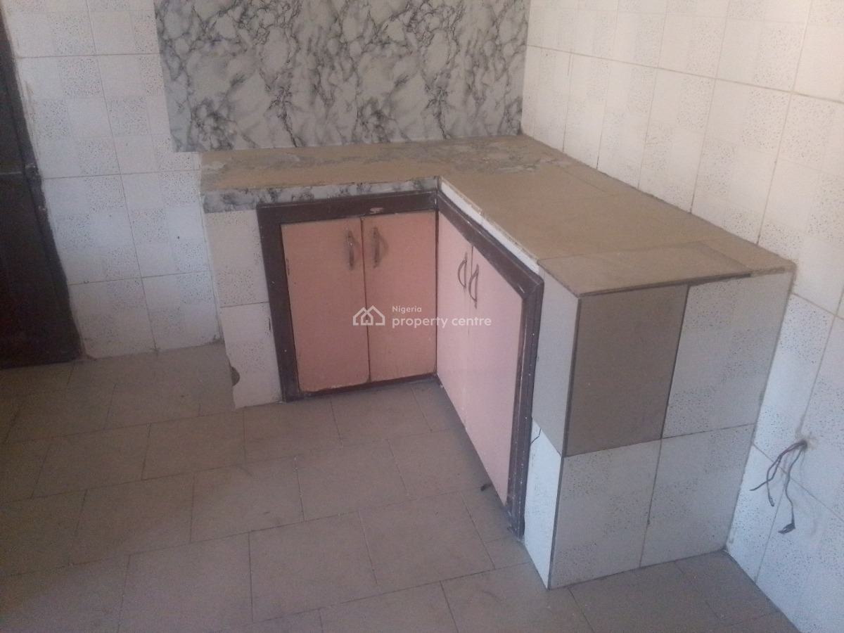 Spacious Luxury 3 Bedroom Flat with Excellent Features, Theranex Rd, Ogombo, Ajah, Lagos, Flat / Apartment for Rent