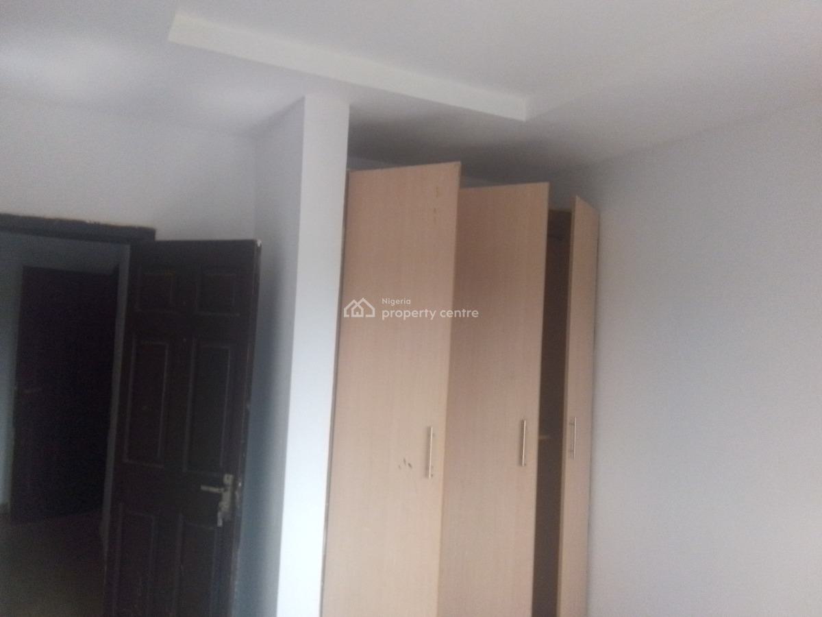 Spacious Luxury 3 Bedroom Flat with Excellent Features, Theranex Rd, Ogombo, Ajah, Lagos, Flat / Apartment for Rent