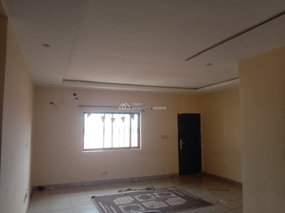 Spacious Three Bedroom Flat, Katampe (main), Katampe, Abuja, Flat / Apartment for Rent