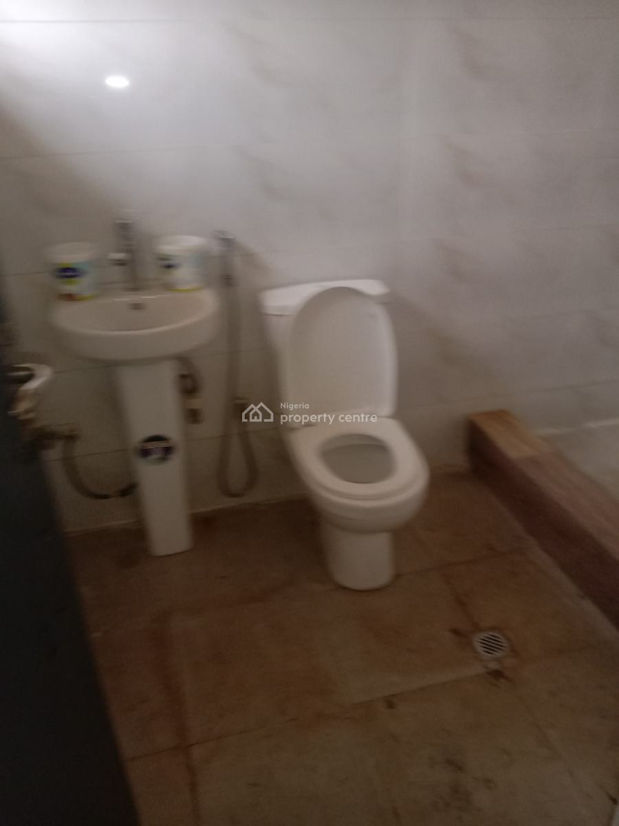 Spacious Three Bedroom Flat, Katampe (main), Katampe, Abuja, Flat / Apartment for Rent