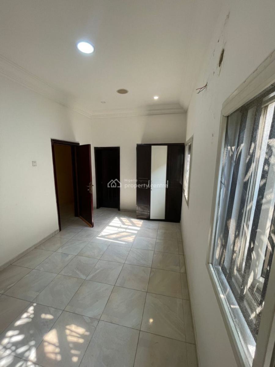 Executive Serviced Studio Apartment, Off Omorinre Johnson, Lekki Phase 1, Lekki, Lagos, Self Contain (single Rooms) for Rent