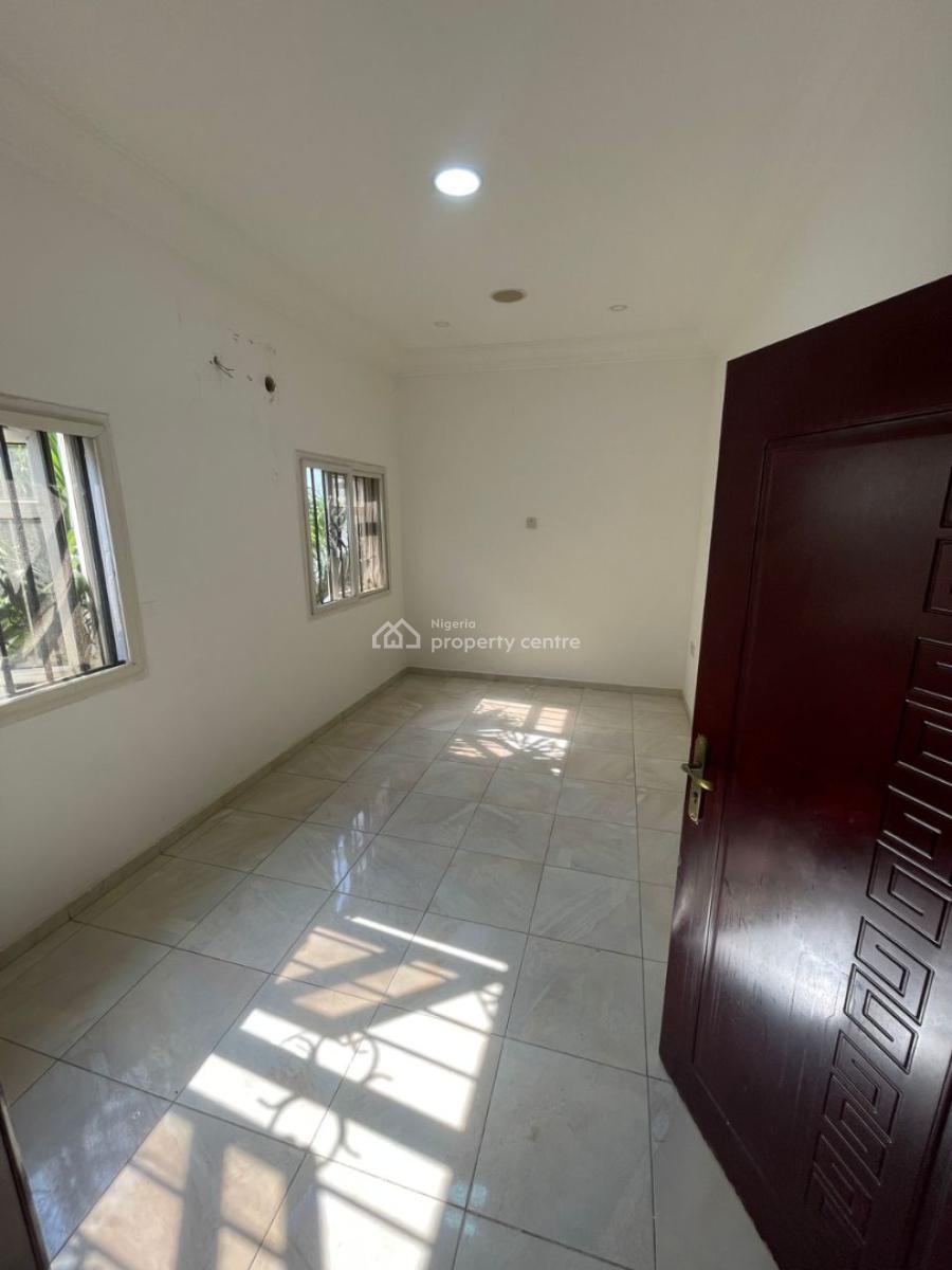 Executive Serviced Studio Apartment, Off Omorinre Johnson, Lekki Phase 1, Lekki, Lagos, Self Contain (single Rooms) for Rent