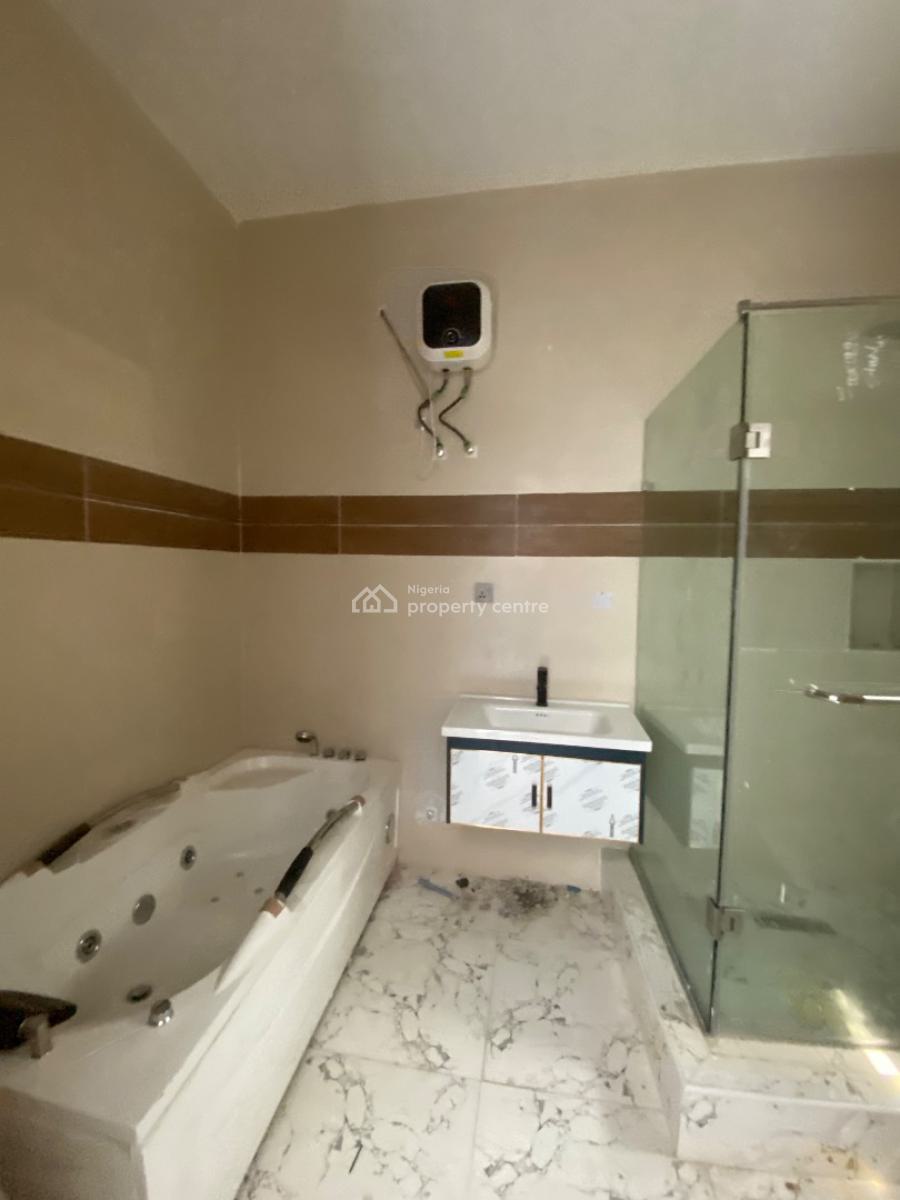 4 Bedroom Duplex, in an Acesss Control Estate By North West Mobile Road, Ajah, Lagos, Terraced Duplex for Rent