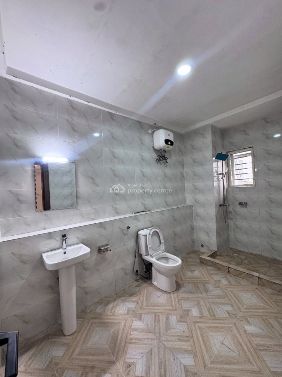 These Is a 5bedroom Terrace Duplex with a Maid Room, Box Room , Fitted, Galadimawa, Abuja, Terraced Duplex for Sale