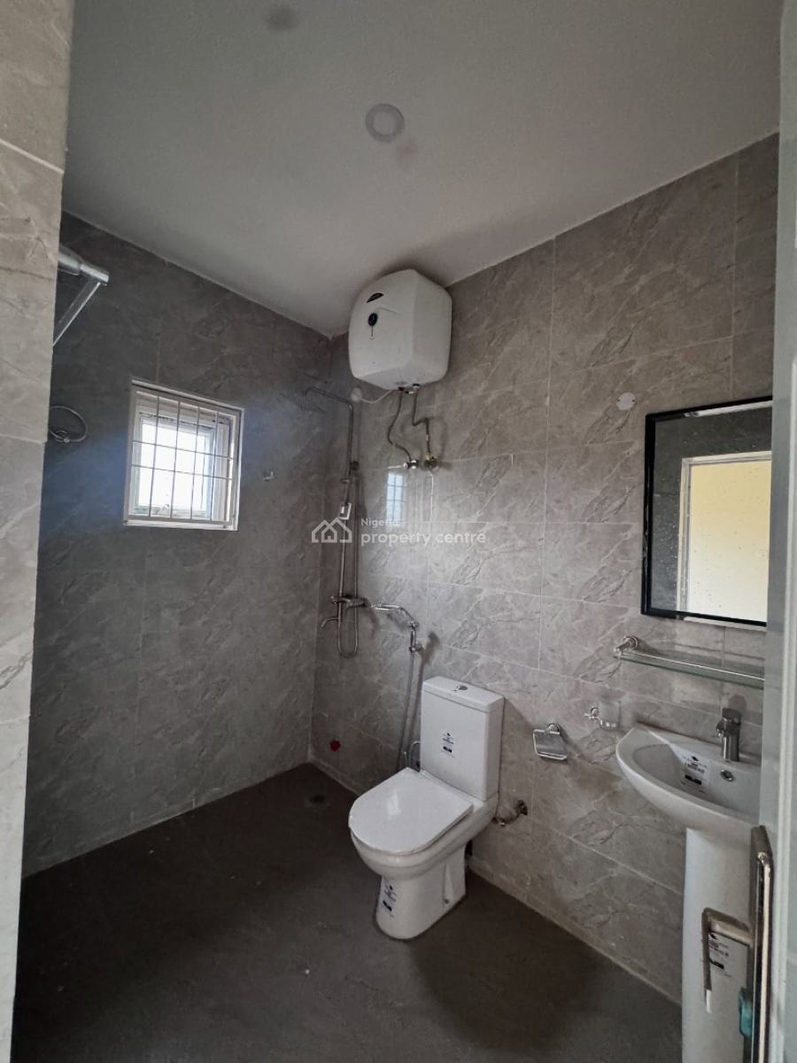 These Is a Spacious 3 Bedroom Apartment with a Maid Room, Dining Area,, Galadimawa, Abuja, Flat / Apartment for Sale