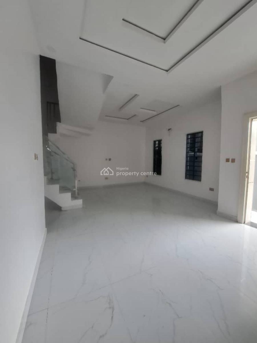 Luxury and Excellent 4 Bedrooms Duplex with Bq, Yakoyo, Sangotedo, Ajah, Lagos, Semi-detached Duplex for Rent