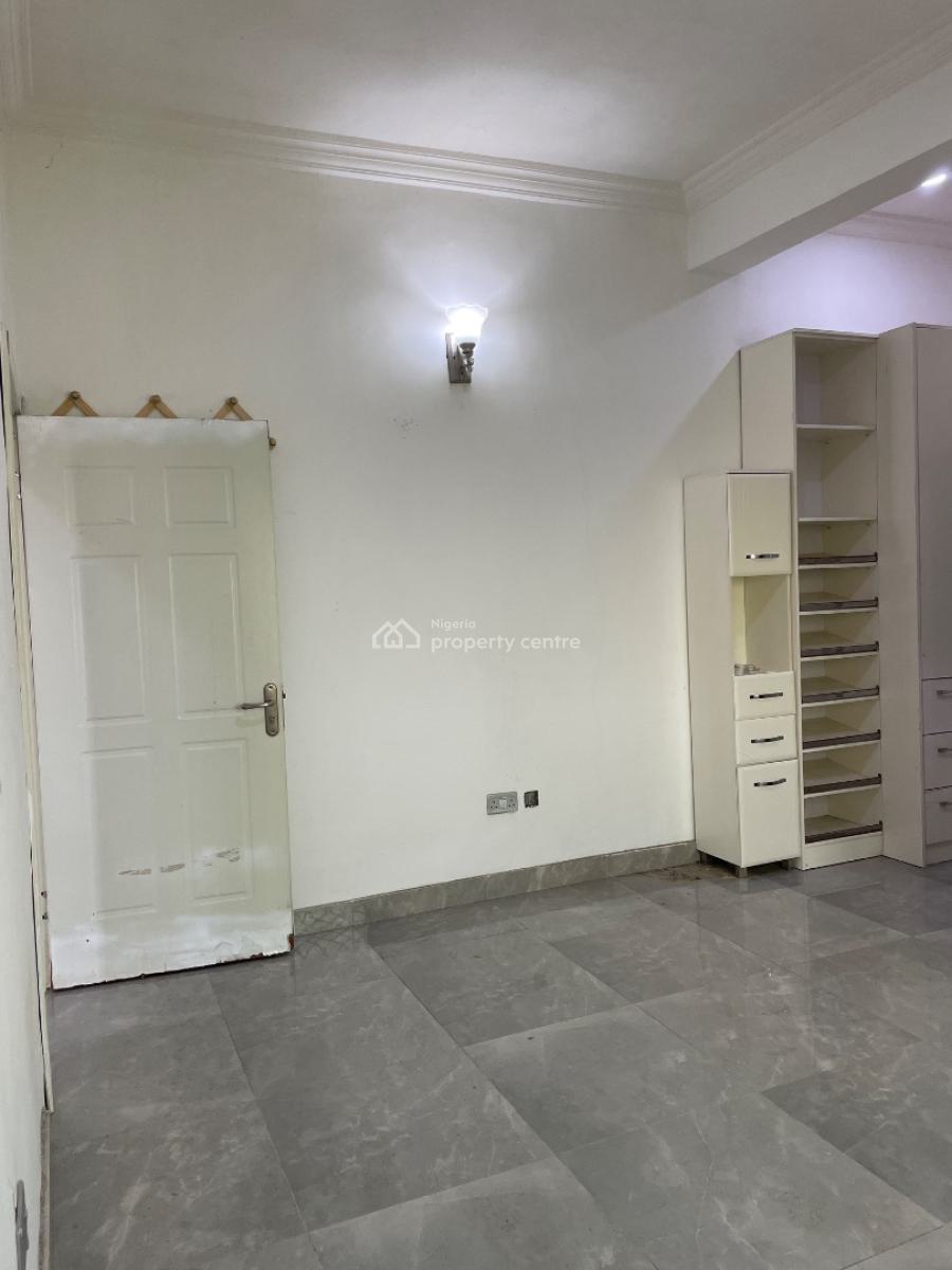 Well Maintained Mini Flat with Personal Kitchen, Chevron Drive, Lekki, Lagos, Mini Flat (room and Parlour) for Rent
