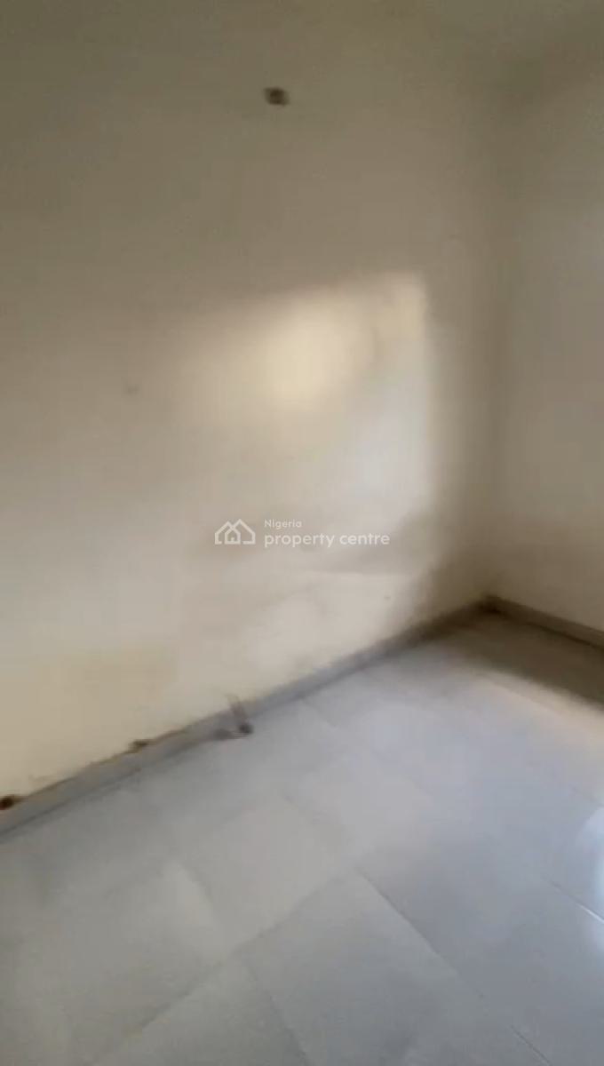 Specious and Decent Mini Flat, Off Market Street, Shomolu, Lagos, Mini Flat (room and Parlour) for Rent