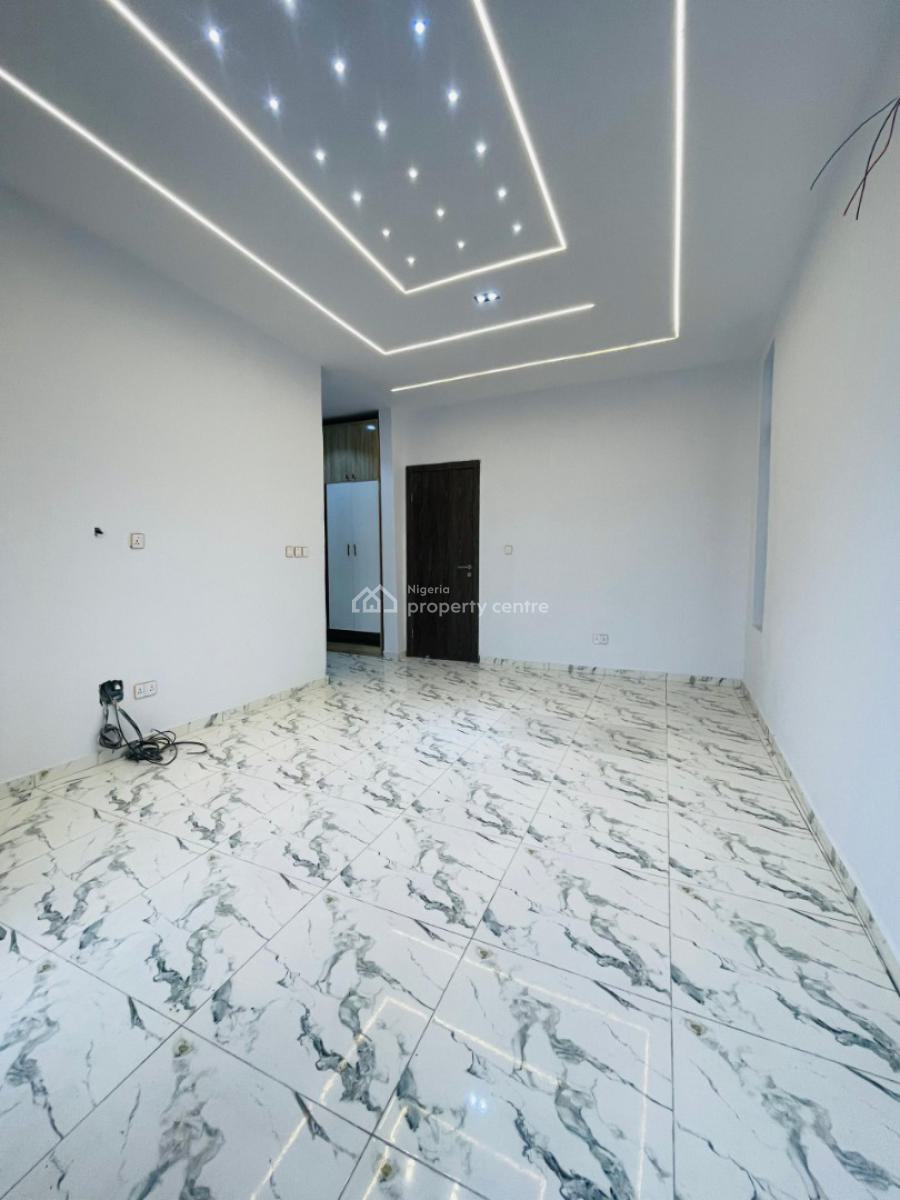 Exquisitely Carved 4 Bed Semi-detached Home with Bq, Ikota Lekki, Lekki, Lagos, Semi-detached Duplex for Sale
