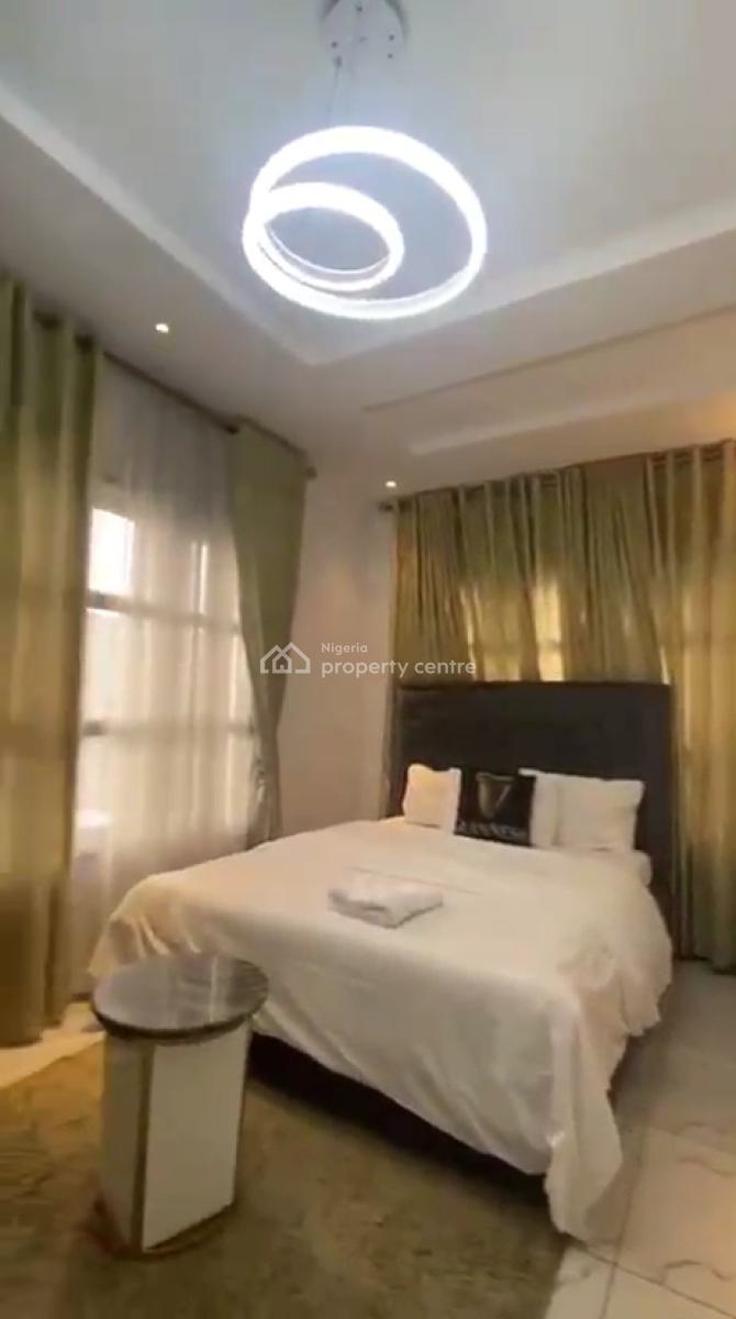 Fully Furnished 2 Bedroom Flat Ensuit, Right, Lekki Phase 1, Lekki, Lagos, Flat / Apartment for Rent