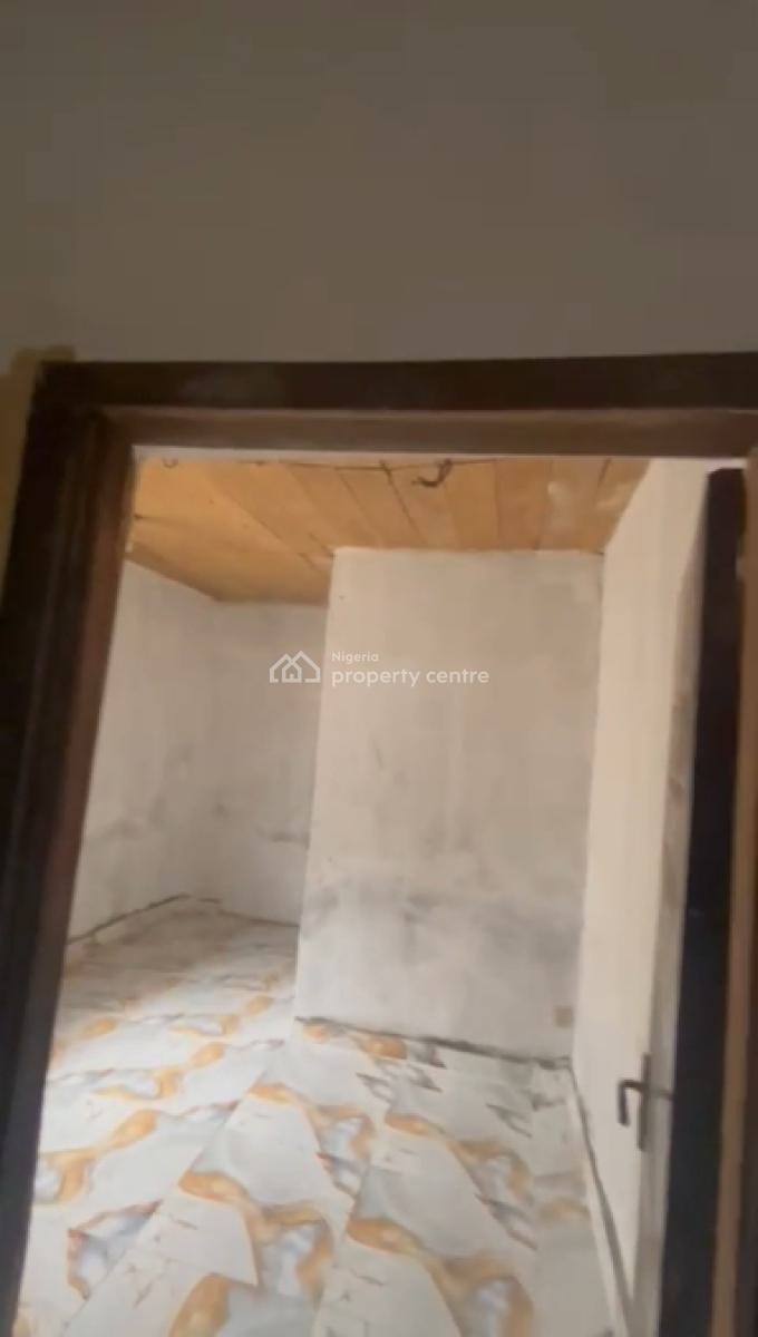 Magnificent Room Self-contain, Off Ilaje Road By Olatunji Street, Bariga, Shomolu, Lagos, Self Contain (single Rooms) for Rent