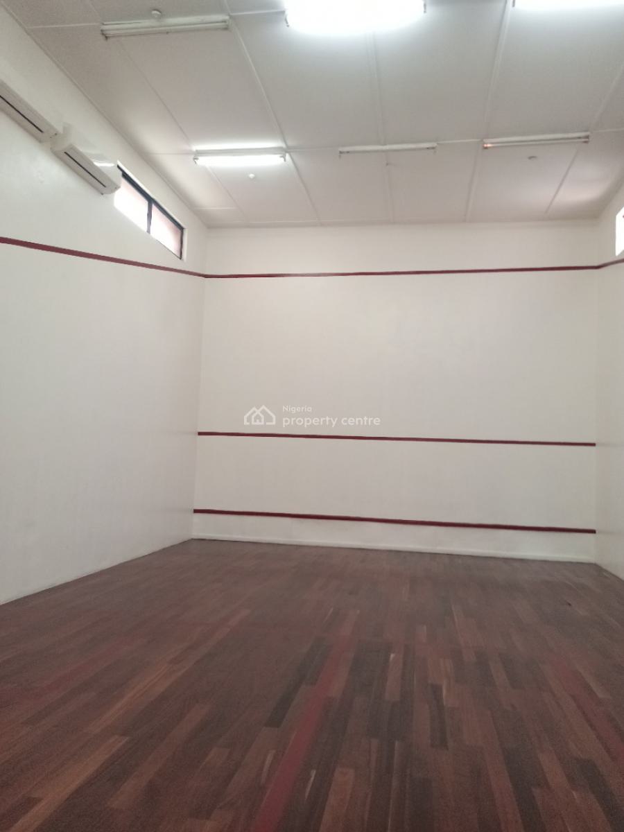 Serviced Three 3 Bedroom Apartment with Bq 24hrs Light Pool Gym, Lift, Off Ajose Adeogun, Victoria Island (vi), Lagos, Flat / Apartment for Rent