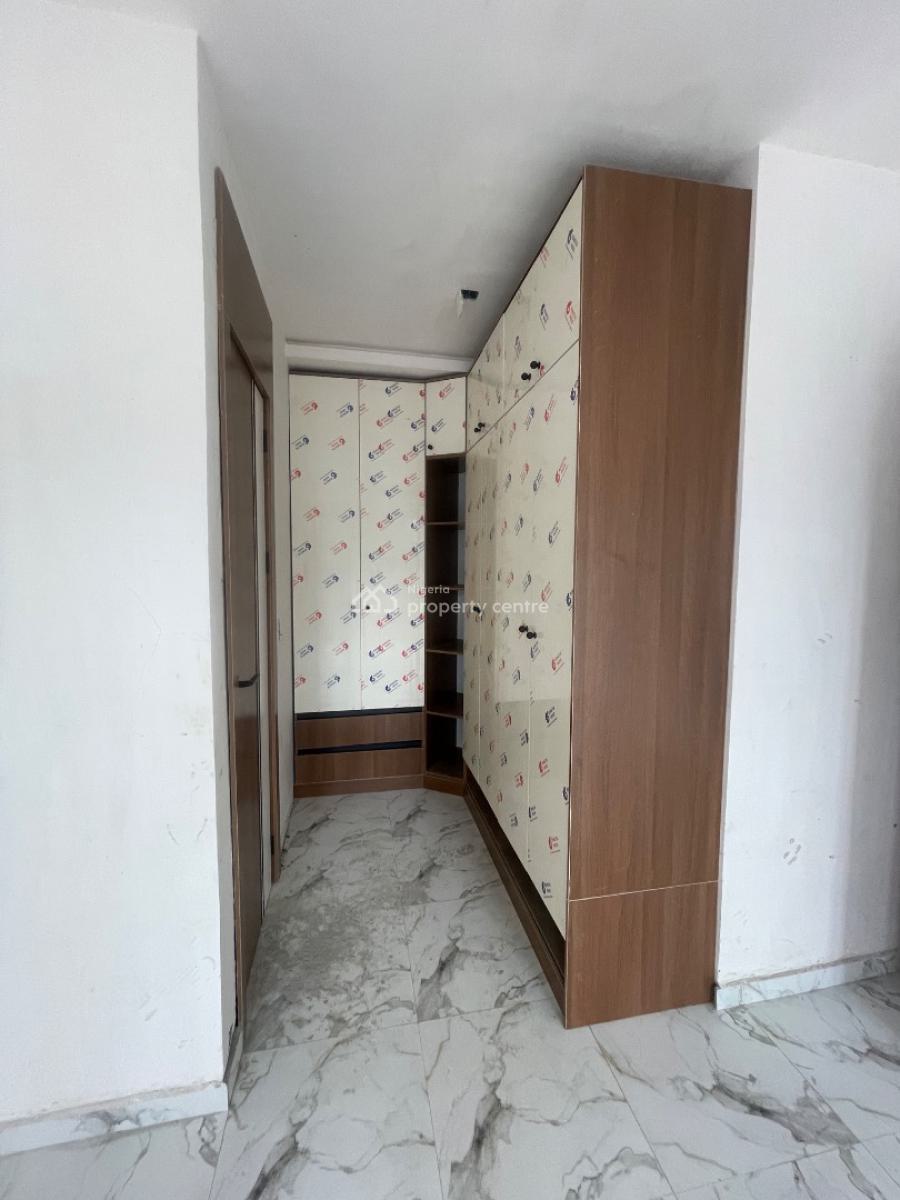 2 Bedrooms Apartment, Orchid Road, Lekki Phase 2, Lekki, Lagos, Flat / Apartment for Sale