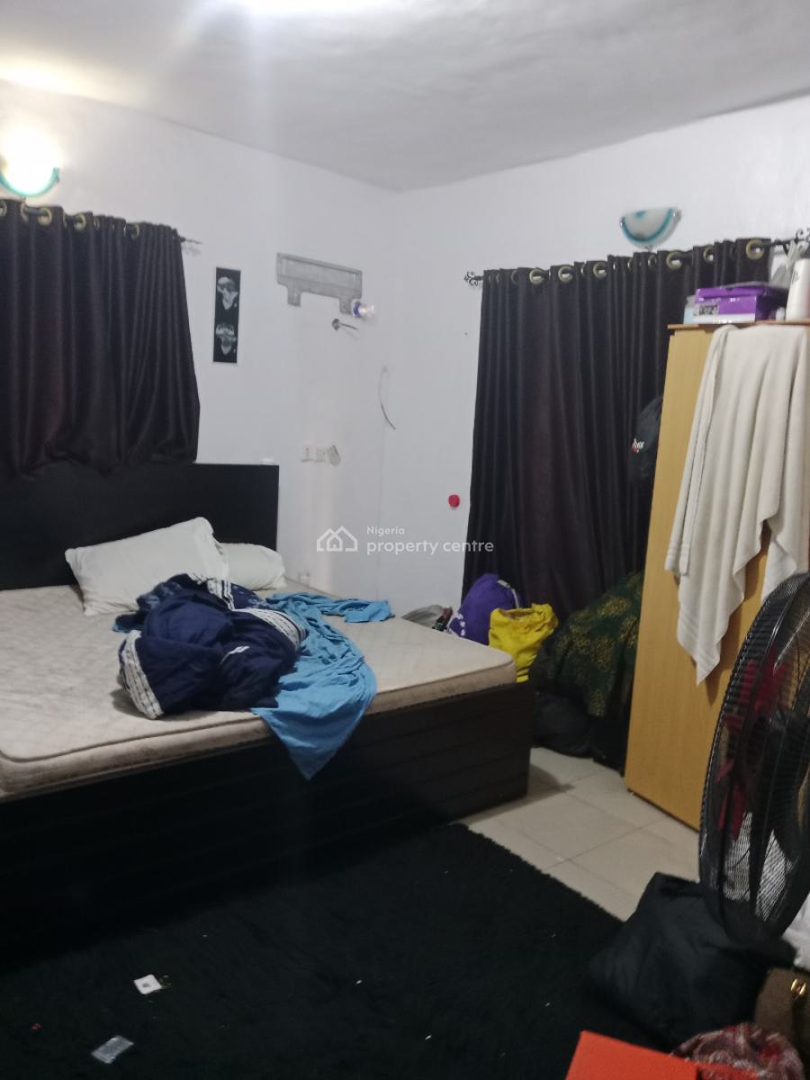 Spacious 3 Bedroom Flat, Omole Phase 1, Ikeja, Lagos, Flat / Apartment for Rent