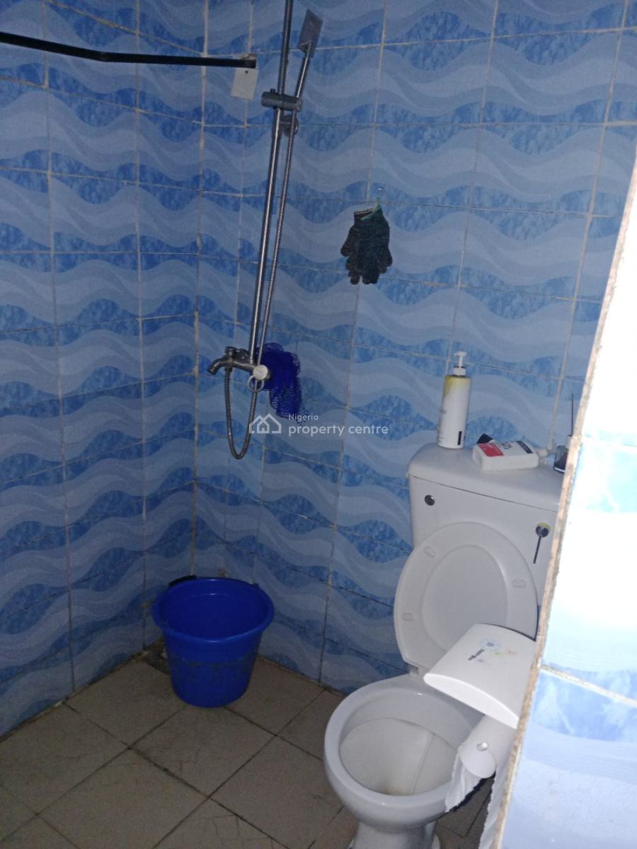 Spacious 3 Bedroom Flat, Omole Phase 1, Ikeja, Lagos, Flat / Apartment for Rent