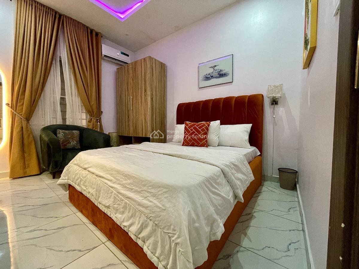 Blue Haven Our 4 Bedroom Self Compound Duplex with Air Hockey & Ps5, Agungi, Osapa, Lekki, Lagos, Detached Duplex Short Let