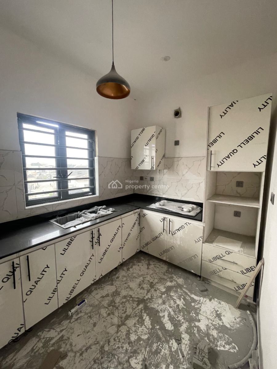 3 Bedrooms Apartment, Lekki Conservation Road, Lekki Phase 2, Lekki, Lagos, Flat / Apartment for Sale