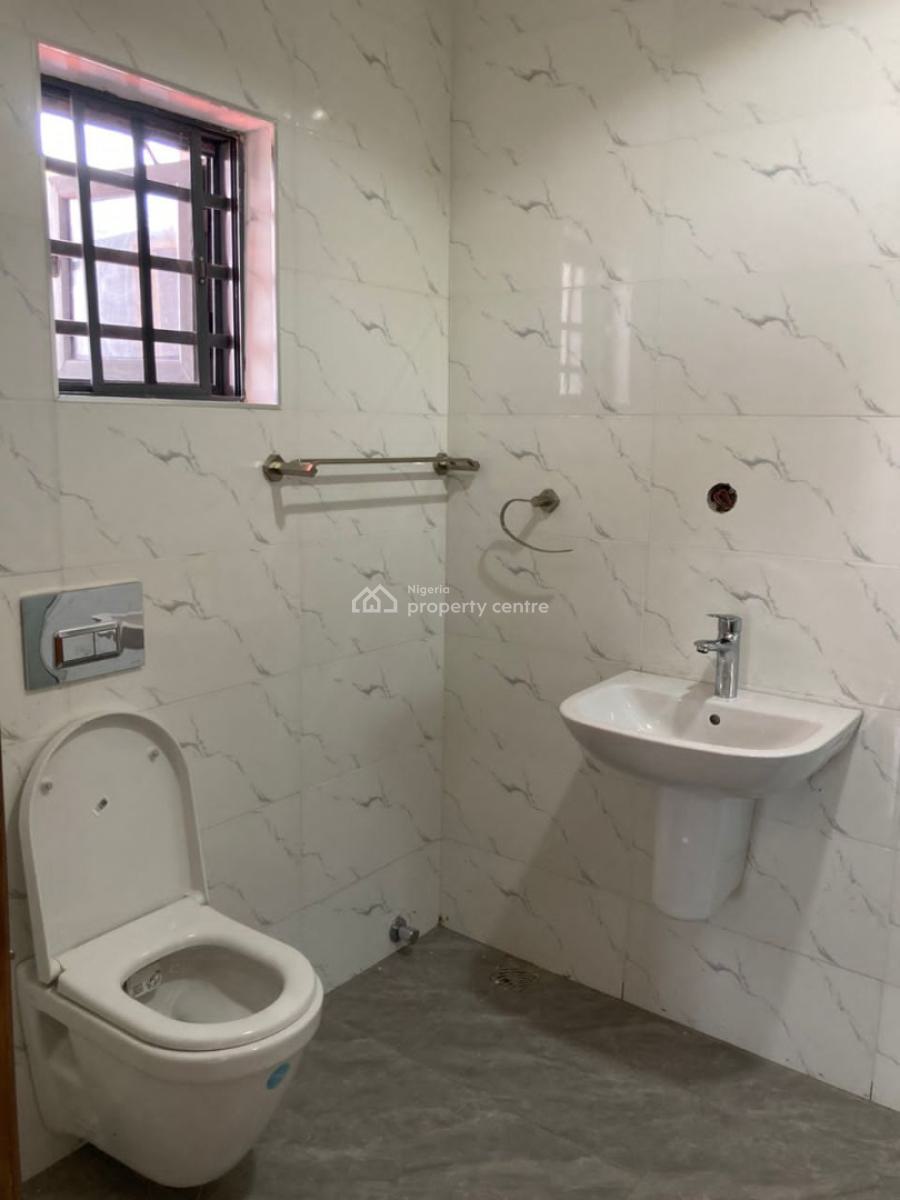 Self-compound and 4 Bedroom Semi-detached Duplex with Fitted Kitchen, Lekki Phase 1, Lekki, Lagos, Semi-detached Duplex for Rent
