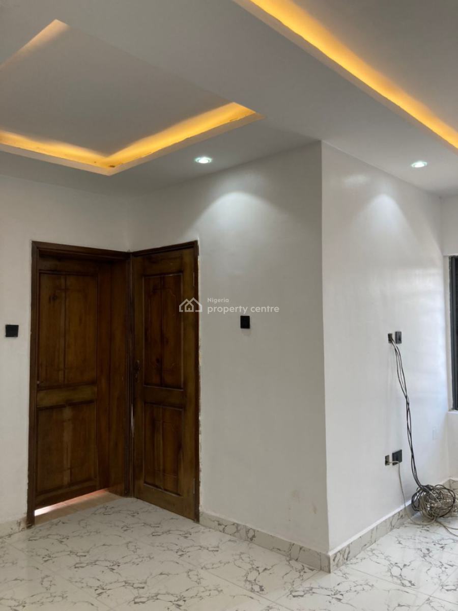 Self-compound and 4 Bedroom Semi-detached Duplex with Fitted Kitchen, Lekki Phase 1, Lekki, Lagos, Semi-detached Duplex for Rent