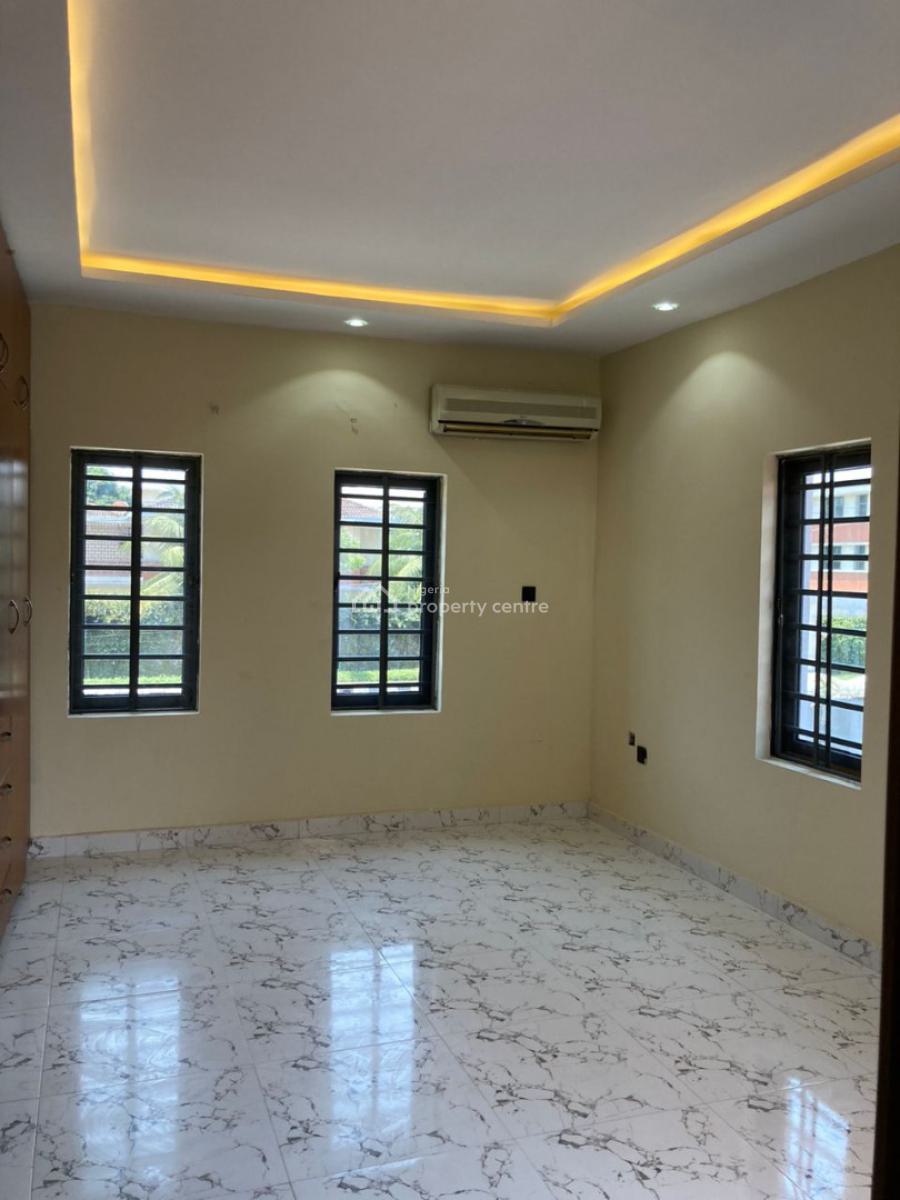 Self-compound and 4 Bedroom Semi-detached Duplex with Fitted Kitchen, Lekki Phase 1, Lekki, Lagos, Semi-detached Duplex for Rent