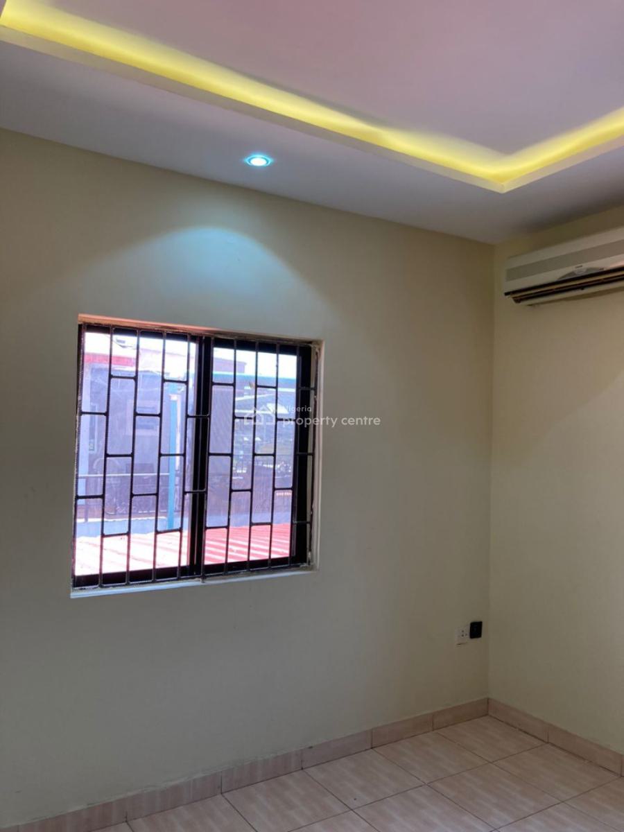 Self-compound and 4 Bedroom Semi-detached Duplex with Fitted Kitchen, Lekki Phase 1, Lekki, Lagos, Semi-detached Duplex for Rent