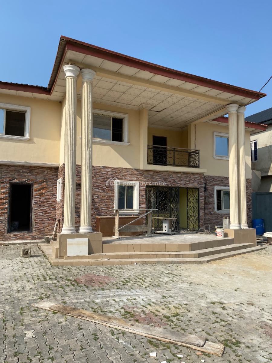 Well Refurbished 2 Bedroom Flat, Ologunfe, Awoyaya, Ibeju Lekki, Lagos, Flat / Apartment for Rent