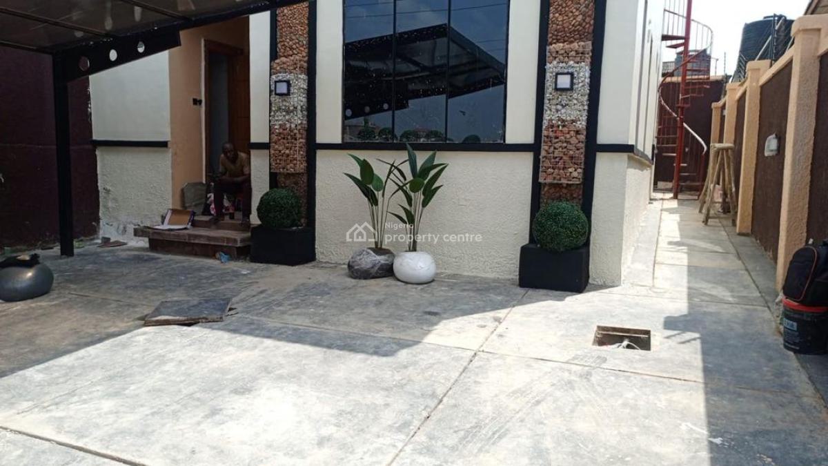 Magnificent 2 Bedroom Bungalow, Omole Phase 2, Ikeja, Lagos, Detached Bungalow for Sale
