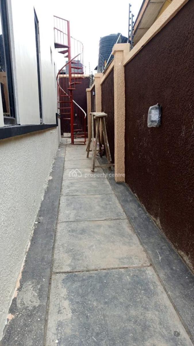 Magnificent 2 Bedroom Bungalow, Omole Phase 2, Ikeja, Lagos, Detached Bungalow for Sale