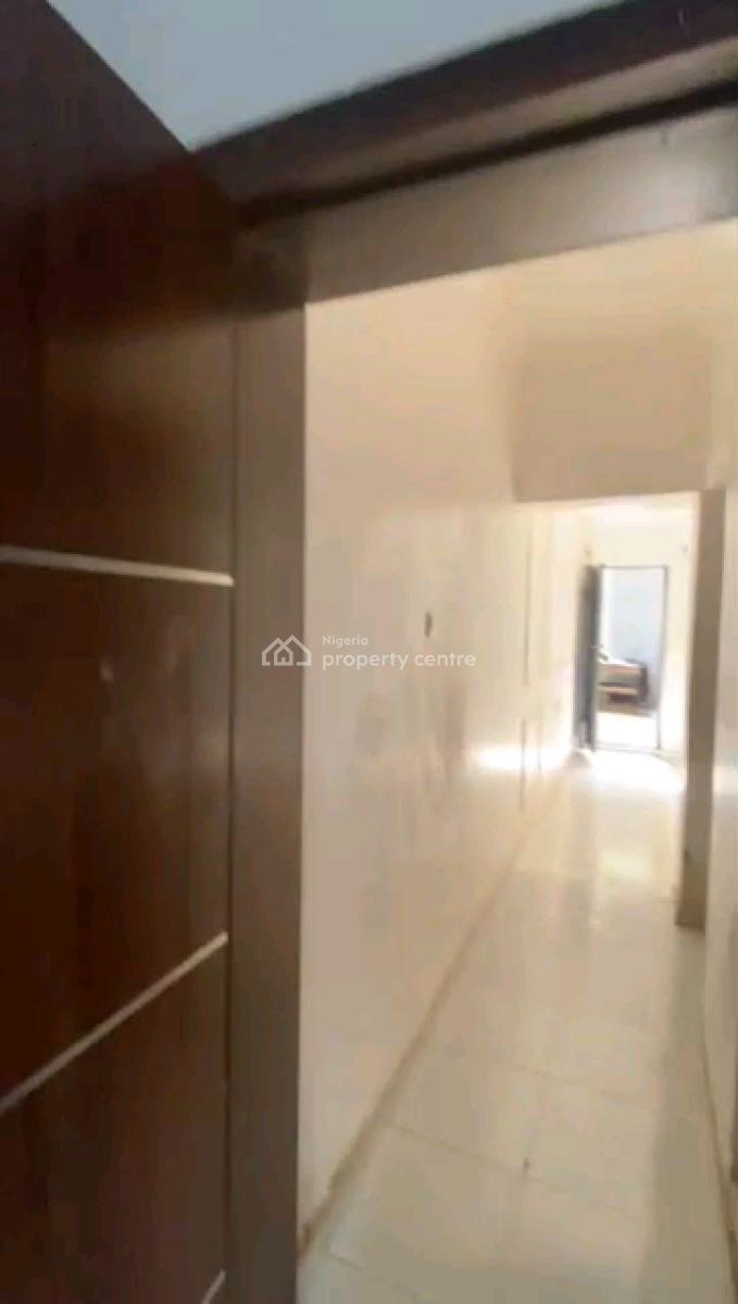 Standard and Executive Miniflat, Off Market Street, Shomolu, Lagos, Mini Flat (room and Parlour) for Rent