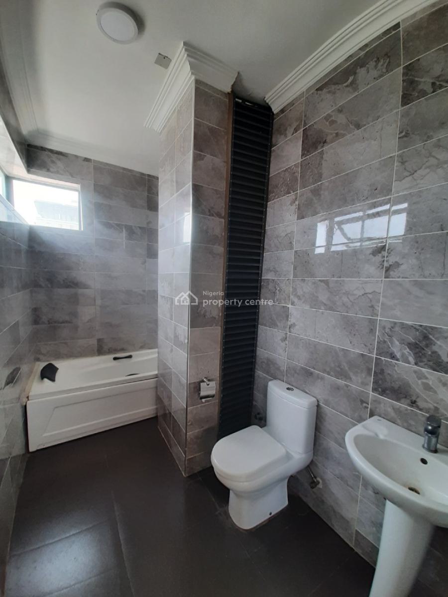 Serviced 3 Bedroom En-suite Flat with Fitted Kitchen Cabinets/pantry, Oniru, Victoria Island (vi), Lagos, Flat / Apartment for Rent