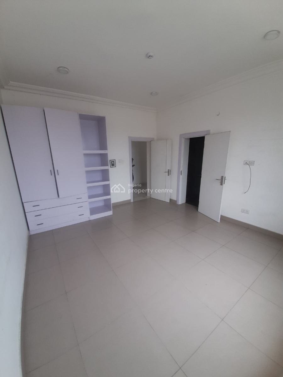 Serviced 3 Bedroom En-suite Flat with Fitted Kitchen Cabinets/pantry, Oniru, Victoria Island (vi), Lagos, Flat / Apartment for Rent