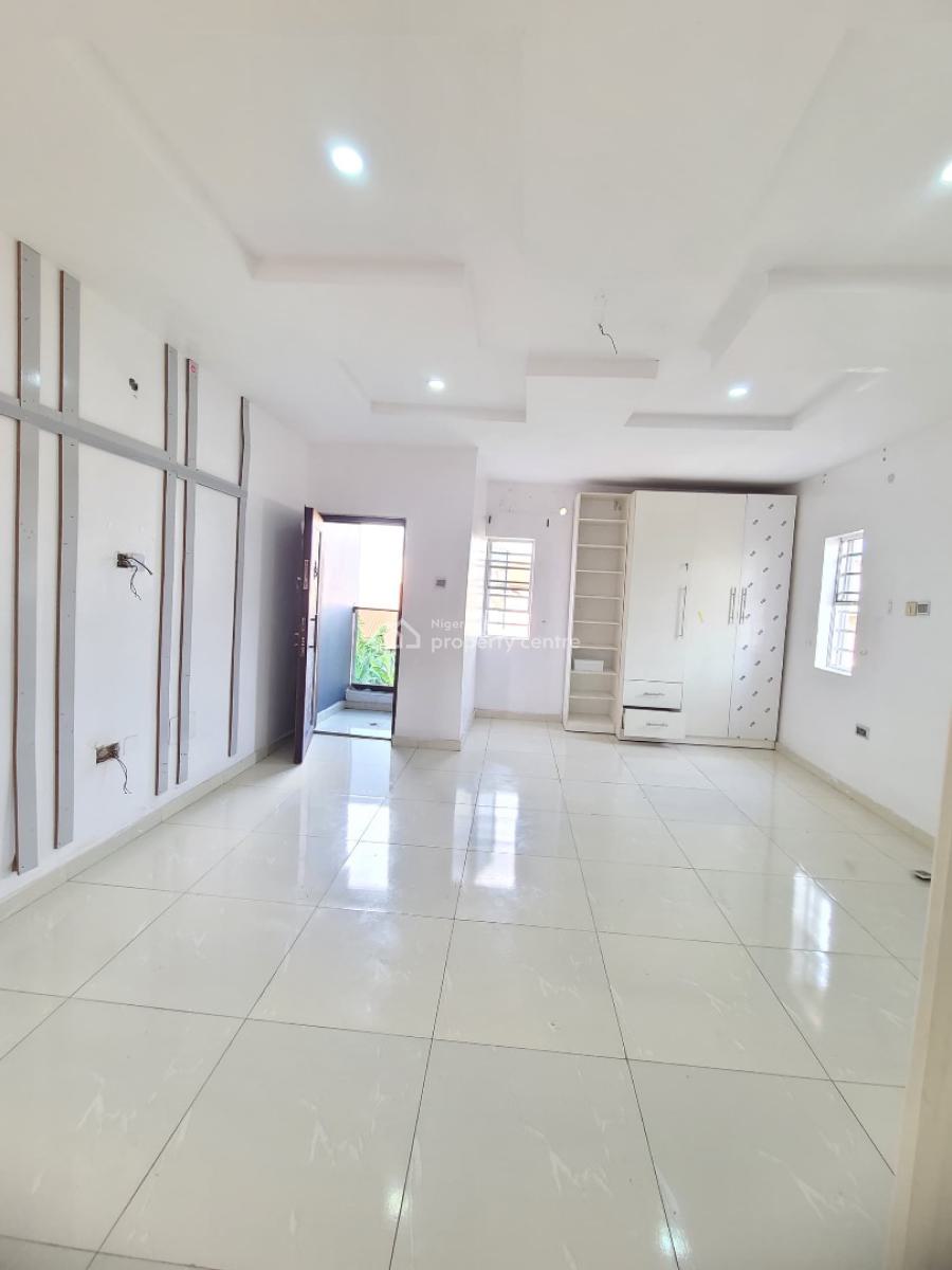 Exquisitely Built 2 Bedroom Apartment( Upstairs )all Rooms Ensuite, Badore, Ajah, Lagos, Flat / Apartment for Rent