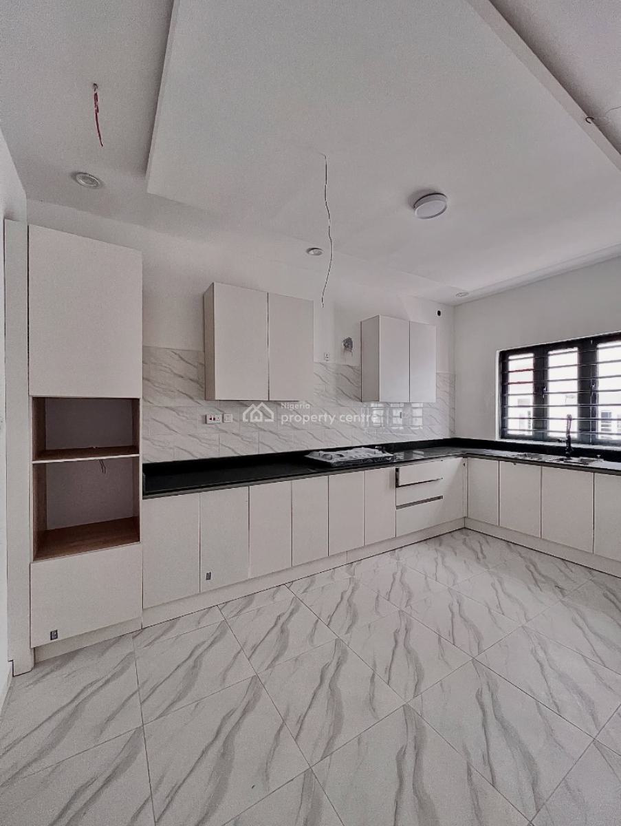 Loveky 4 Bedroom Terrace Duplex with Bq, Ologolo, Ologolo, Lekki, Lagos, Terraced Duplex for Sale