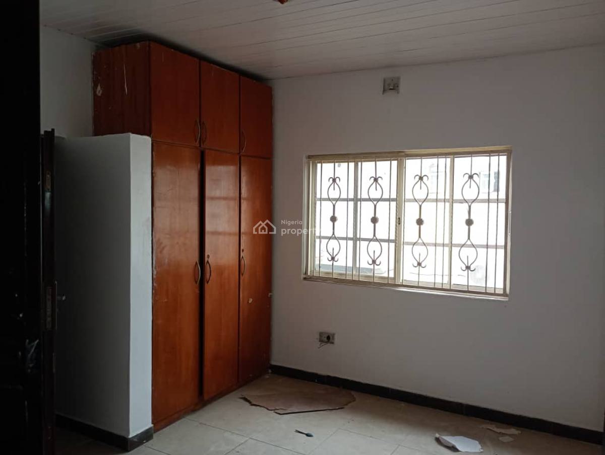 Commercial 5 Bedroom Semi Detached Duplex, Lekki Phase 1, Lekki, Lagos, Semi-detached Duplex for Rent
