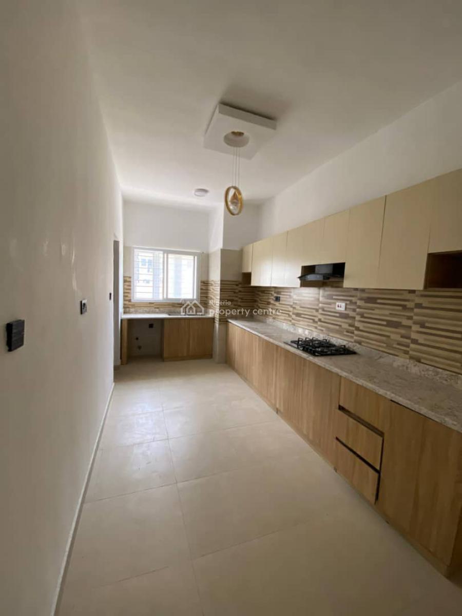 2 Bedrooms Maisonette, 12/14 Olufemi Ononuga Street, Off Mobil Road, Lekki, Lagos, Flat / Apartment for Sale