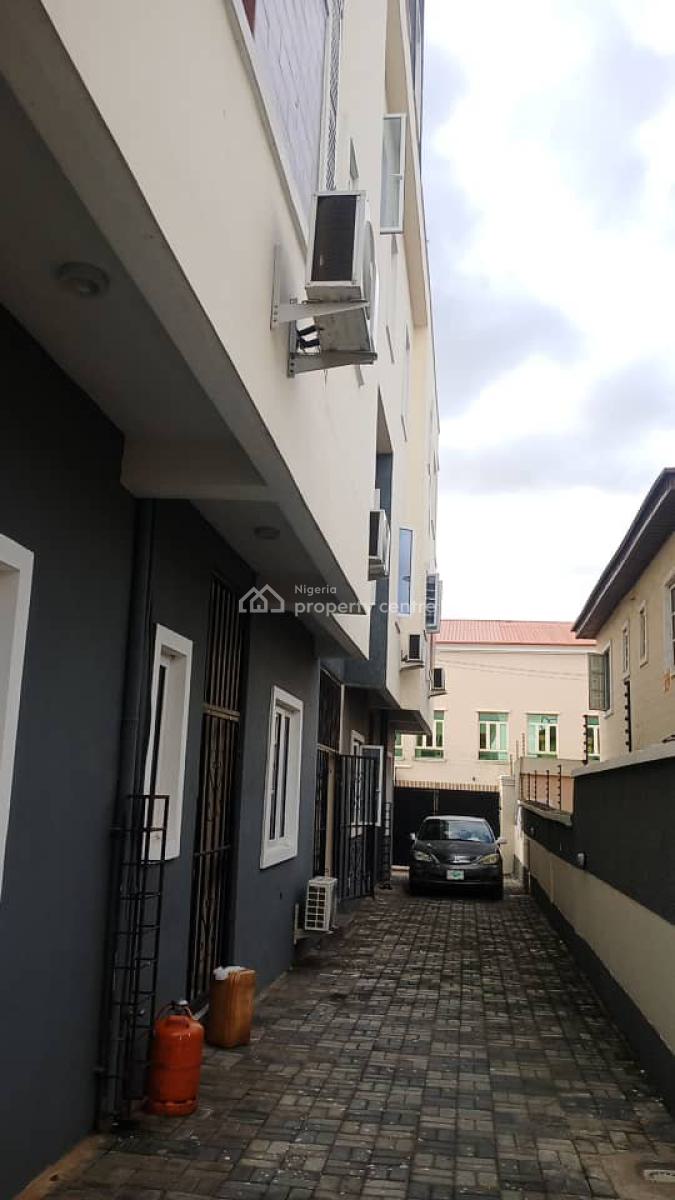 Luxury 3bedroom Duplex, Olowora, Magodo, Lagos, Semi-detached Duplex for Sale